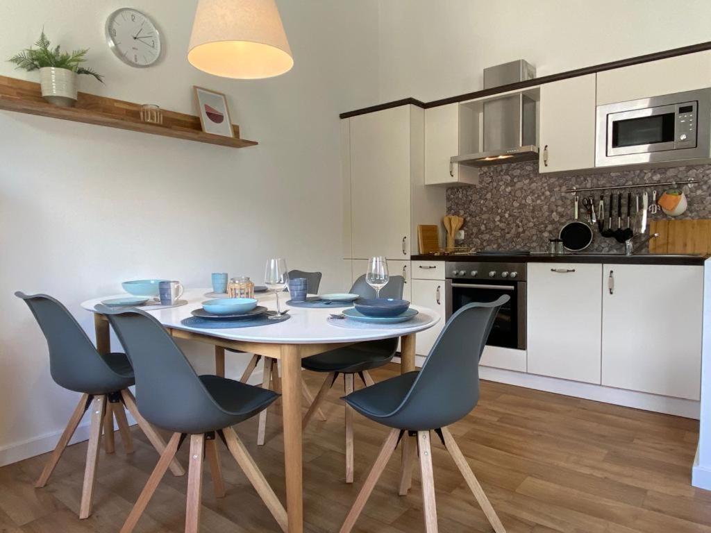 Lietzow Appartementhaus Moewe Haus Moewe - Ferienwohnung 5 "Heringsmoewe" Buitenkant foto